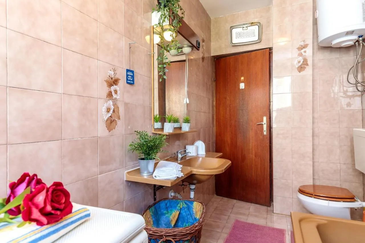 Apartments Volte Rovigno 3*, Rovinj Croatia