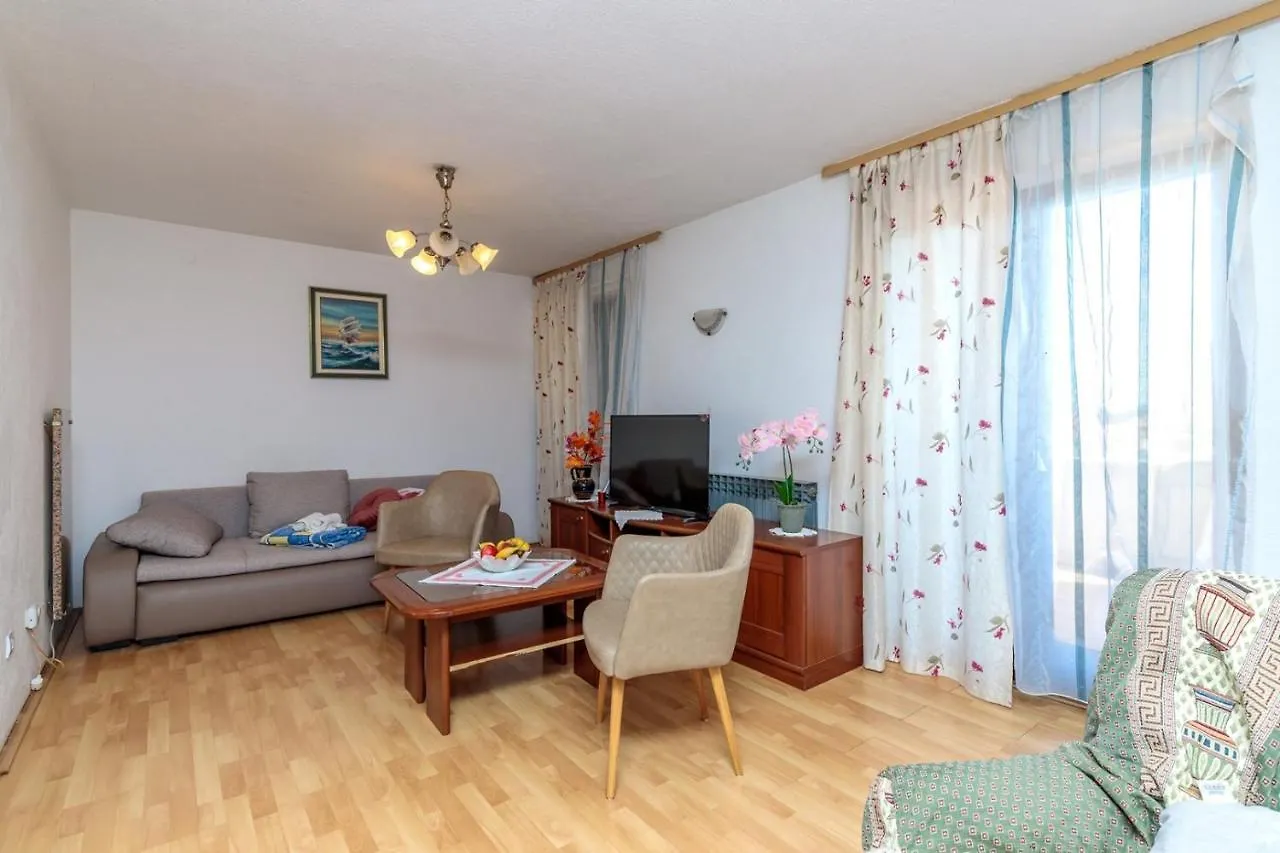 Guest house Apartments Volte Rovigno