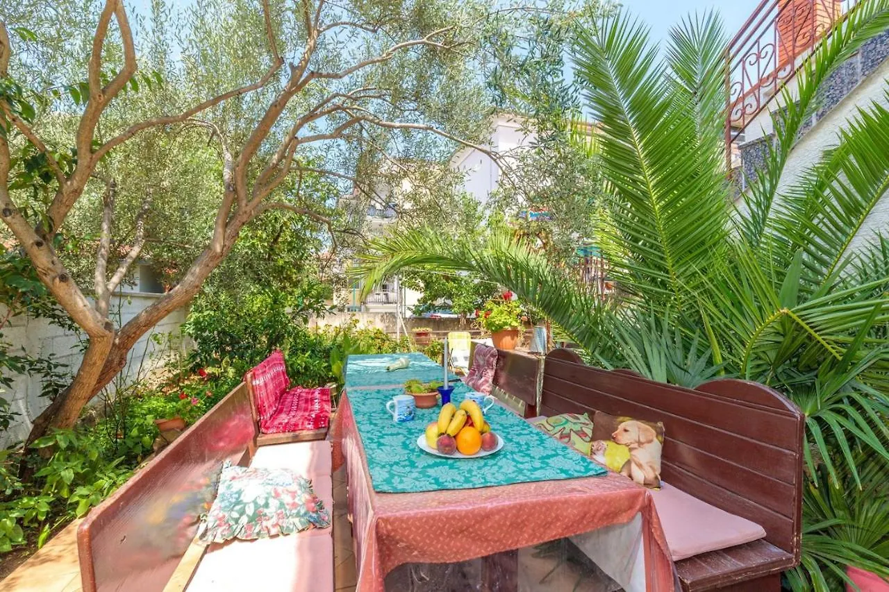 Guest house Apartments Volte Rovigno